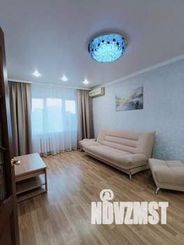 2-к квартира, посуточно, 50м2, 1/1 этаж