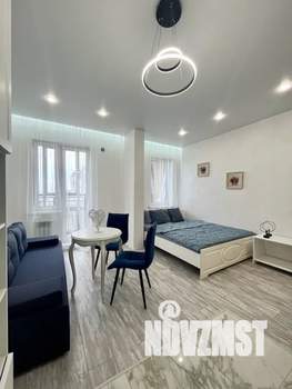 Студия квартира, посуточно, 35м2, 4/13 этаж
