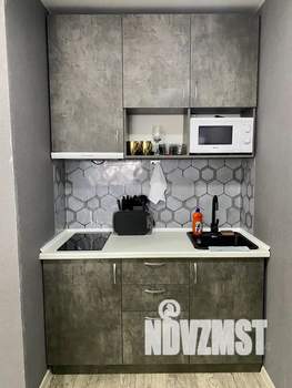 Студия квартира, посуточно, 33м2, 21/25 этаж