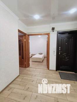 3-к квартира, посуточно, 63м2, 1/1 этаж