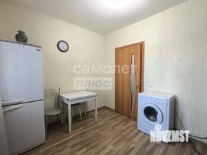 1-к квартира, на длительный срок, 37м2, 4/10 этаж