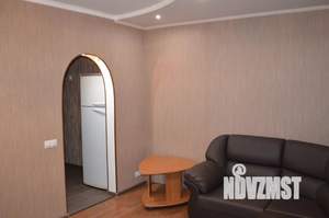 2-к квартира, посуточно, 46м2, 3/5 этаж