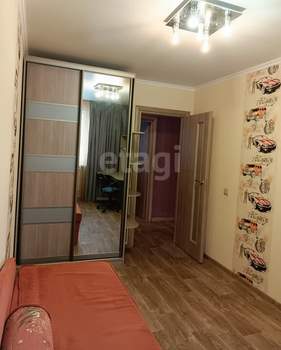 3-к квартира, на длительный срок, 65м2, 2/5 этаж