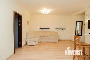 2-к квартира, посуточно, 70м2, 1/1 этаж