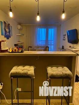 Студия квартира, посуточно, 33м2, 21/25 этаж
