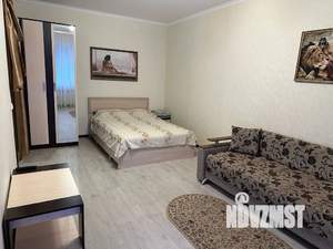 1-к квартира, посуточно, 40м2, 1/9 этаж