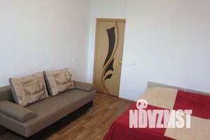 1-к квартира, посуточно, 40м2, 5/9 этаж