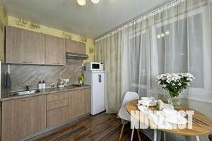 1-к квартира, посуточно, 40м2, 13/22 этаж