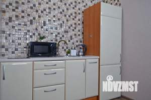 Студия квартира, посуточно, 35м2, 11/13 этаж