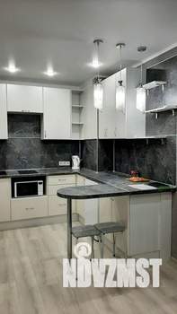 2-к квартира, посуточно, 45м2, 3/25 этаж