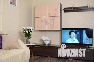 1-к квартира, посуточно, 40м2, 13/22 этаж