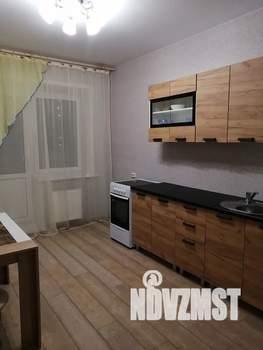 1-к квартира, посуточно, 37м2, 6/22 этаж