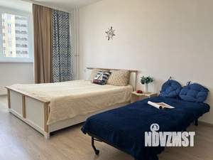 1-к квартира, посуточно, 37м2, 8/18 этаж