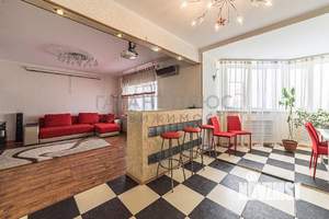 3-к квартира, на длительный срок, 115м2, 10/11 этаж