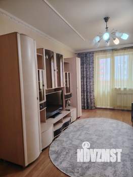 1-к квартира, посуточно, 43м2, 8/10 этаж