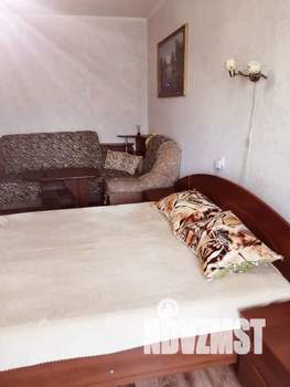 1-к квартира, посуточно, 38м2, 4/9 этаж