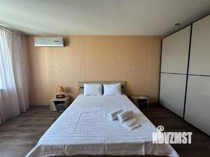 3-к квартира, посуточно, 80м2, 1/1 этаж