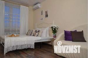 1-к квартира, посуточно, 40м2, 13/22 этаж