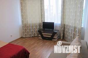 1-к квартира, посуточно, 40м2, 5/9 этаж