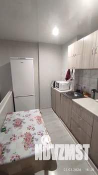 Студия квартира, посуточно, 34м2, 7/25 этаж