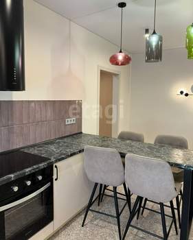 2-к квартира, на длительный срок, 90м2, 1/9 этаж