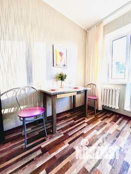 1-к квартира, посуточно, 37м2, 3/12 этаж