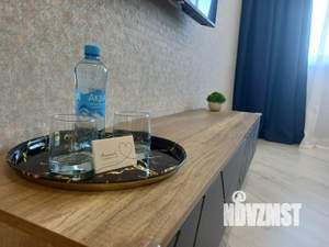 1-к квартира, посуточно, 49м2, 1/1 этаж