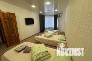 3-к квартира, посуточно, 62м2, 1/5 этаж