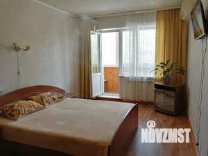 1-к квартира, посуточно, 38м2, 4/9 этаж