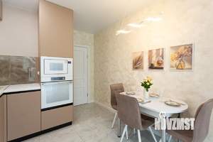 1-к квартира, посуточно, 50м2, 1/1 этаж