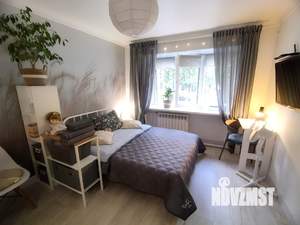 Студия квартира, посуточно, 17м2, 1/5 этаж