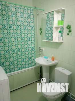 1-к квартира, посуточно, 40м2, 11/16 этаж