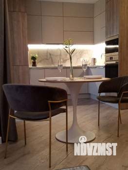 Студия квартира, посуточно, 42м2, 10/17 этаж