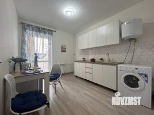1-к квартира, посуточно, 37м2, 8/18 этаж