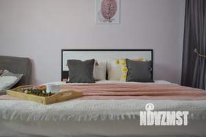1-к квартира, посуточно, 49м2, 13/25 этаж