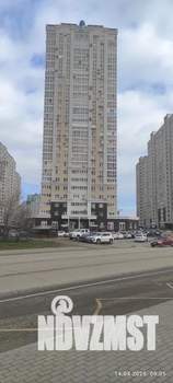 Студия квартира, посуточно, 34м2, 7/25 этаж