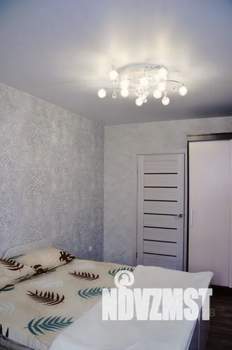 2-к квартира, посуточно, 65м2, 13/19 этаж