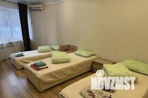 3-к квартира, посуточно, 62м2, 1/5 этаж