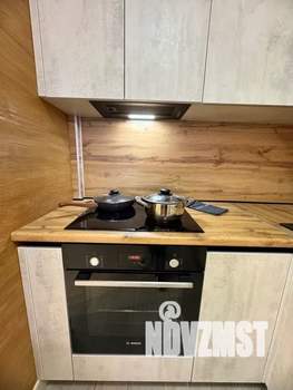 Студия квартира, посуточно, 30м2, 10/25 этаж