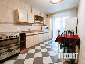 1-к квартира, посуточно, 40м2, 4/14 этаж