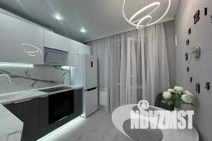 1-к квартира, посуточно, 40м2, 2/19 этаж