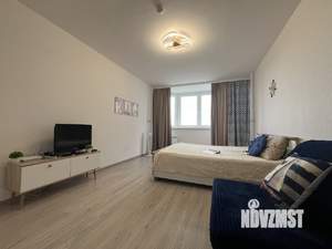 1-к квартира, посуточно, 37м2, 8/18 этаж