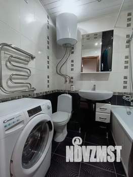 1-к квартира, посуточно, 44м2, 7/10 этаж