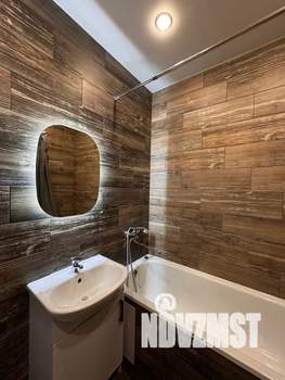 Студия квартира, посуточно, 32м2, 17/18 этаж