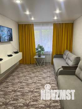 2-к квартира, посуточно, 40м2, 1/5 этаж