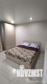 Студия квартира, посуточно, 34м2, 7/25 этаж
