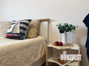 1-к квартира, посуточно, 37м2, 8/18 этаж