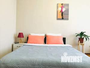 1-к квартира, посуточно, 37м2, 3/15 этаж