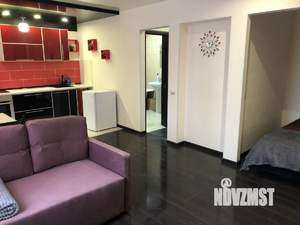 Студия квартира, посуточно, 35м2, 3/9 этаж