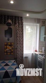 3-к квартира, посуточно, 63м2, 1/1 этаж